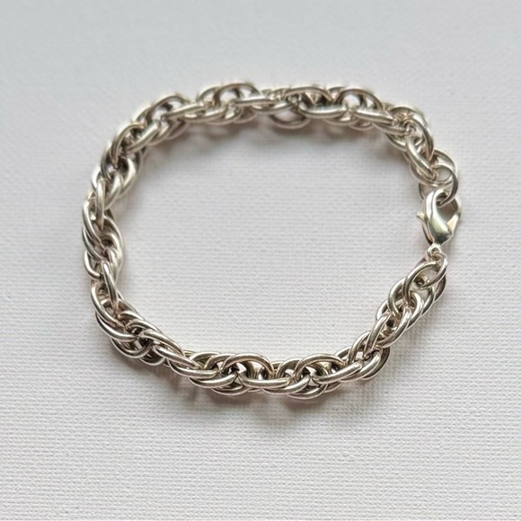 Silver-Tone Woven Chain Bracelet – Chic Everyday Style - Picture 2 of 3